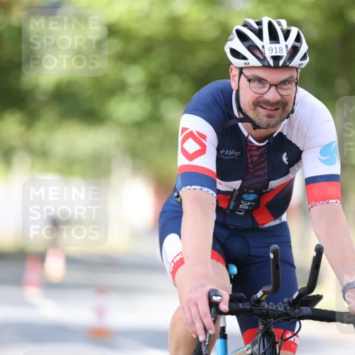 11.08.2024 - GEWOBA Citytriathlon Bremen H.Heesch http://msf.ph/oto/6802799 11.08.2024 12:04:21 Laufen  meine-sportfotos.de