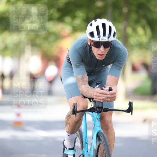 11.08.2024 - GEWOBA Citytriathlon Bremen H.Heesch http://msf.ph/oto/6802882 11.08.2024 12:04:27 Laufen  meine-sportfotos.de
