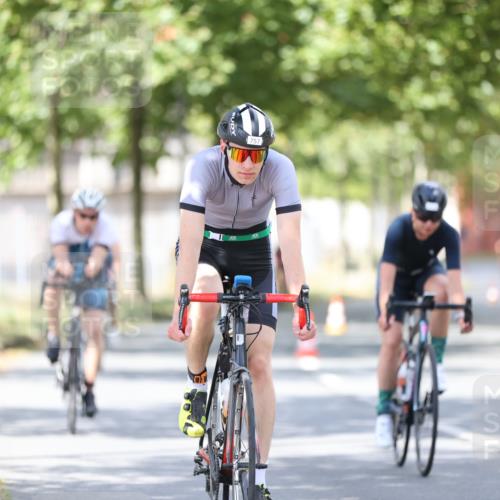 11.08.2024 - GEWOBA Citytriathlon Bremen H.Heesch http://msf.ph/oto/6802909 11.08.2024 12:04:33 Laufen  meine-sportfotos.de