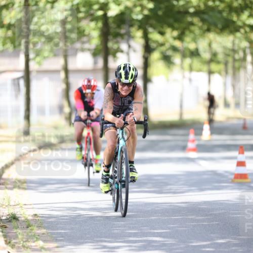 11.08.2024 - GEWOBA Citytriathlon Bremen H.Heesch http://msf.ph/oto/6802975 11.08.2024 12:04:39 Laufen  meine-sportfotos.de