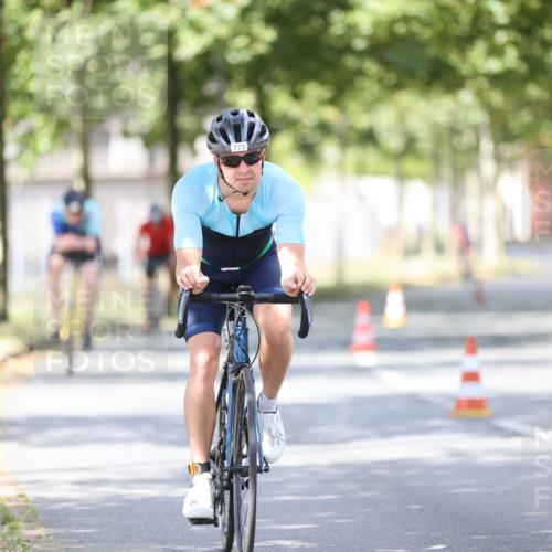 11.08.2024 - GEWOBA Citytriathlon Bremen H.Heesch http://msf.ph/oto/6803065 11.08.2024 12:04:53 Laufen  meine-sportfotos.de
