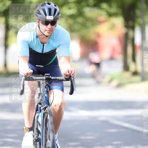 11.08.2024 - GEWOBA Citytriathlon Bremen H.Heesch http://msf.ph/oto/6803076 11.08.2024 12:04:54 Laufen  meine-sportfotos.de