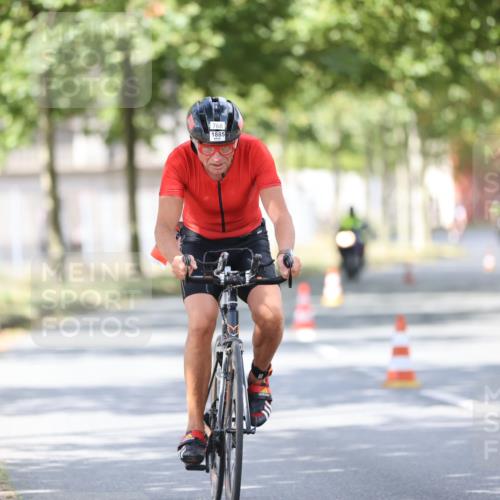 11.08.2024 - GEWOBA Citytriathlon Bremen H.Heesch http://msf.ph/oto/6803095 11.08.2024 12:04:57 Laufen  meine-sportfotos.de