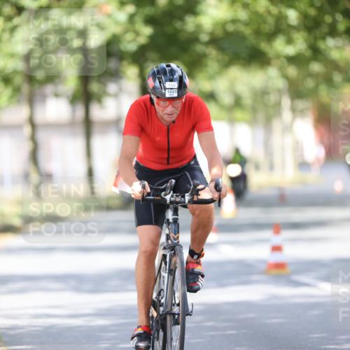 11.08.2024 - GEWOBA Citytriathlon Bremen H.Heesch http://msf.ph/oto/6803097 11.08.2024 12:04:57 Laufen  meine-sportfotos.de
