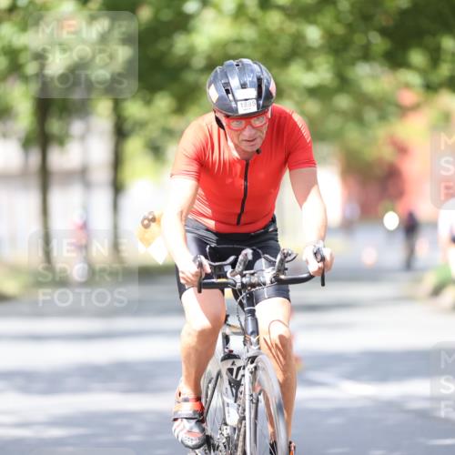 11.08.2024 - GEWOBA Citytriathlon Bremen H.Heesch http://msf.ph/oto/6803103 11.08.2024 12:04:58 Laufen  meine-sportfotos.de
