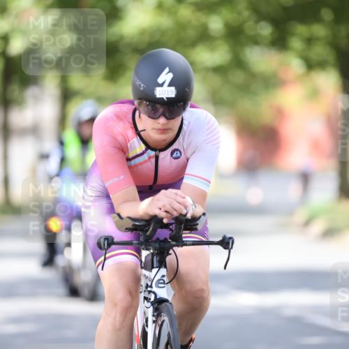 11.08.2024 - GEWOBA Citytriathlon Bremen H.Heesch http://msf.ph/oto/6803128 11.08.2024 12:05:03 Laufen  meine-sportfotos.de