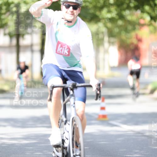 11.08.2024 - GEWOBA Citytriathlon Bremen H.Heesch http://msf.ph/oto/6803149 11.08.2024 12:05:12 Laufen  meine-sportfotos.de
