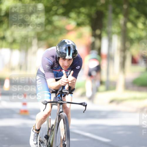 11.08.2024 - GEWOBA Citytriathlon Bremen H.Heesch http://msf.ph/oto/6803194 11.08.2024 12:05:20 Laufen  meine-sportfotos.de