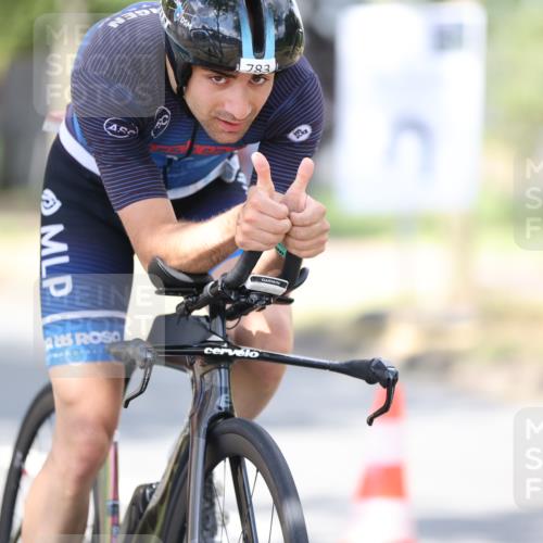 11.08.2024 - GEWOBA Citytriathlon Bremen H.Heesch http://msf.ph/oto/6803203 11.08.2024 12:05:21 Laufen  meine-sportfotos.de