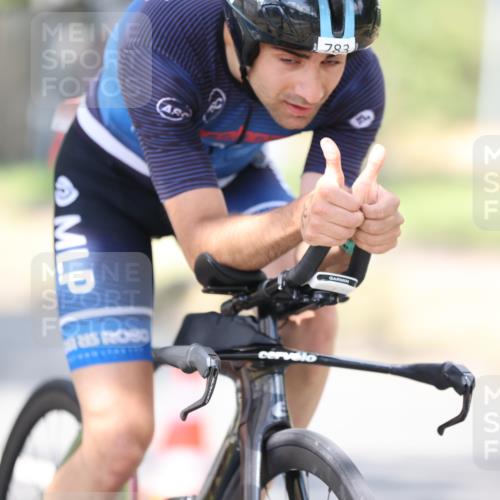 11.08.2024 - GEWOBA Citytriathlon Bremen H.Heesch http://msf.ph/oto/6803205 11.08.2024 12:05:21 Laufen  meine-sportfotos.de