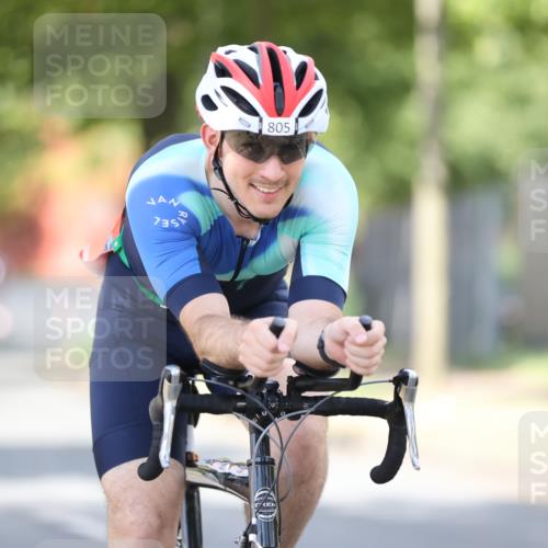 11.08.2024 - GEWOBA Citytriathlon Bremen H.Heesch http://msf.ph/oto/6803221 11.08.2024 12:05:32 Laufen  meine-sportfotos.de