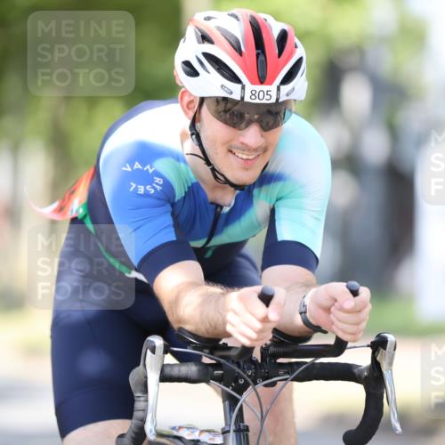 11.08.2024 - GEWOBA Citytriathlon Bremen H.Heesch http://msf.ph/oto/6803224 11.08.2024 12:05:32 Laufen  meine-sportfotos.de