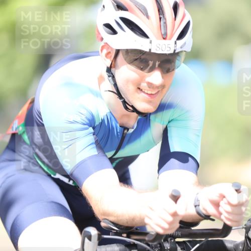 11.08.2024 - GEWOBA Citytriathlon Bremen H.Heesch http://msf.ph/oto/6803227 11.08.2024 12:05:32 Laufen  meine-sportfotos.de