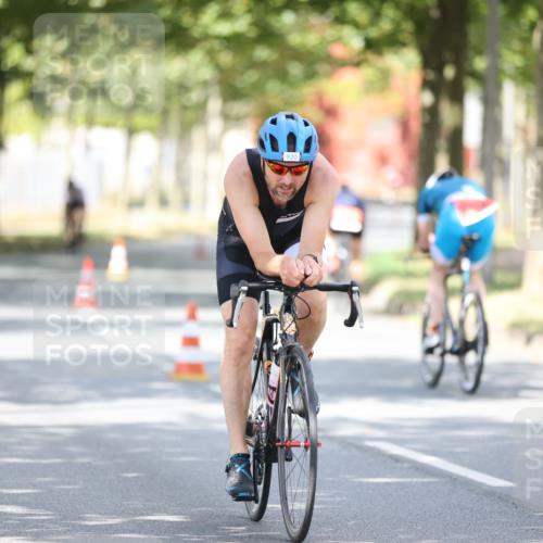 11.08.2024 - GEWOBA Citytriathlon Bremen H.Heesch http://msf.ph/oto/6803230 11.08.2024 12:05:37 Laufen  meine-sportfotos.de