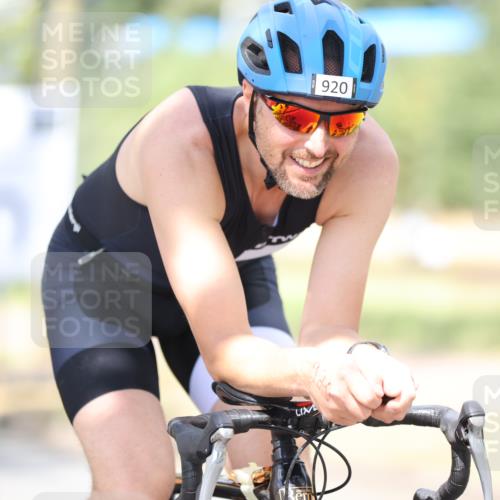 11.08.2024 - GEWOBA Citytriathlon Bremen H.Heesch http://msf.ph/oto/6803248 11.08.2024 12:05:38 Laufen  meine-sportfotos.de