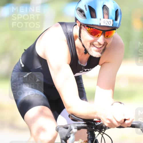 11.08.2024 - GEWOBA Citytriathlon Bremen H.Heesch http://msf.ph/oto/6803249 11.08.2024 12:05:38 Laufen  meine-sportfotos.de