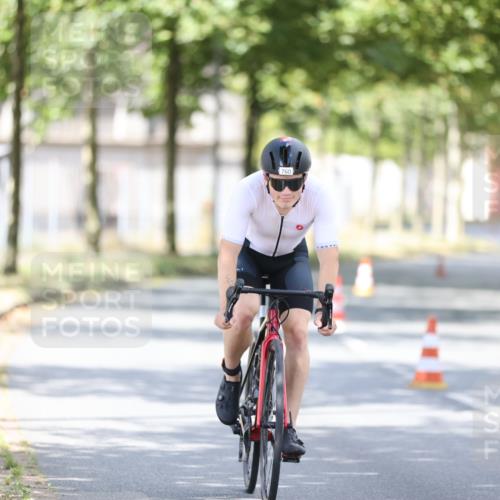 11.08.2024 - GEWOBA Citytriathlon Bremen H.Heesch http://msf.ph/oto/6803252 11.08.2024 12:05:44 Laufen  meine-sportfotos.de