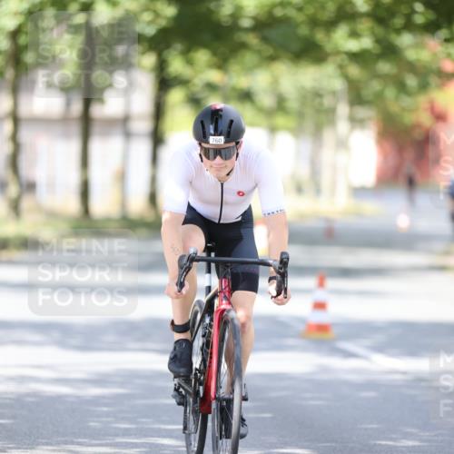11.08.2024 - GEWOBA Citytriathlon Bremen H.Heesch http://msf.ph/oto/6803256 11.08.2024 12:05:44 Laufen  meine-sportfotos.de