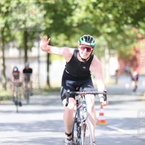 11.08.2024 - GEWOBA Citytriathlon Bremen H.Heesch http://msf.ph/oto/6803290 11.08.2024 12:05:57 Laufen  meine-sportfotos.de