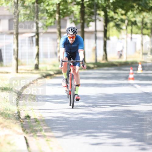 11.08.2024 - GEWOBA Citytriathlon Bremen H.Heesch http://msf.ph/oto/6805687 11.08.2024 12:20:44 Radfahren 759, 806, 826, 843, 853, 927 meine-sportfotos.de