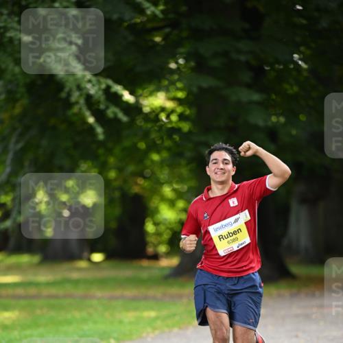 25.08.2024 - 20. Blankeneser Heldenlauf Dr. Thomas Lammeyer http://msf.ph/oto/6805854 25.08.2024 10:07:07 Laufen 6389 meine-sportfotos.de
