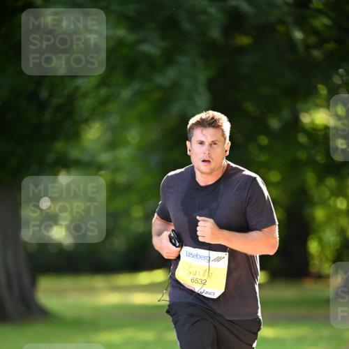 25.08.2024 - 20. Blankeneser Heldenlauf Dr. Thomas Lammeyer http://msf.ph/oto/6806496 25.08.2024 10:13:21 Laufen 6532 meine-sportfotos.de