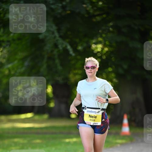 25.08.2024 - 20. Blankeneser Heldenlauf Dr. Thomas Lammeyer http://msf.ph/oto/6806540 25.08.2024 10:13:33 Laufen 6088 meine-sportfotos.de