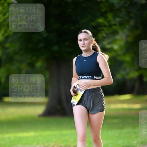 25.08.2024 - 20. Blankeneser Heldenlauf Dr. Thomas Lammeyer http://msf.ph/oto/6807910 25.08.2024 10:19:23 Laufen 6085 meine-sportfotos.de