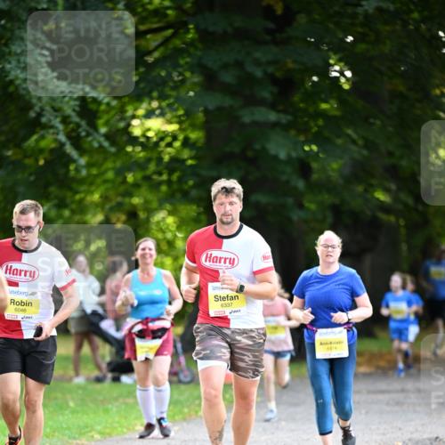 25.08.2024 - 20. Blankeneser Heldenlauf Dr. Thomas Lammeyer http://msf.ph/oto/6807920 25.08.2024 10:19:25 Laufen 6046, 6337, 6474 meine-sportfotos.de