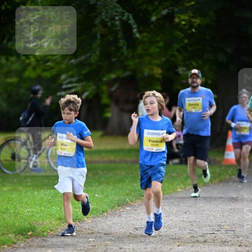 25.08.2024 - 20. Blankeneser Heldenlauf Dr. Thomas Lammeyer http://msf.ph/oto/6807965 25.08.2024 10:19:35 Laufen 6489, 6446 meine-sportfotos.de