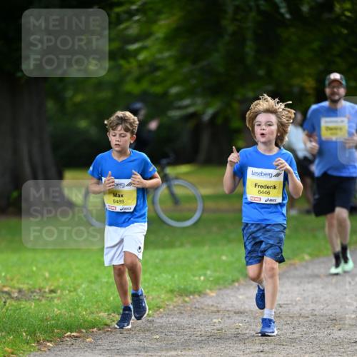 25.08.2024 - 20. Blankeneser Heldenlauf Dr. Thomas Lammeyer http://msf.ph/oto/6807971 25.08.2024 10:19:35 Laufen 6489, 6446 meine-sportfotos.de
