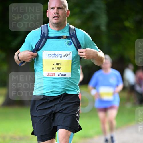 25.08.2024 - 20. Blankeneser Heldenlauf Dr. Thomas Lammeyer http://msf.ph/oto/6808002 25.08.2024 10:19:40 Laufen 6488 meine-sportfotos.de
