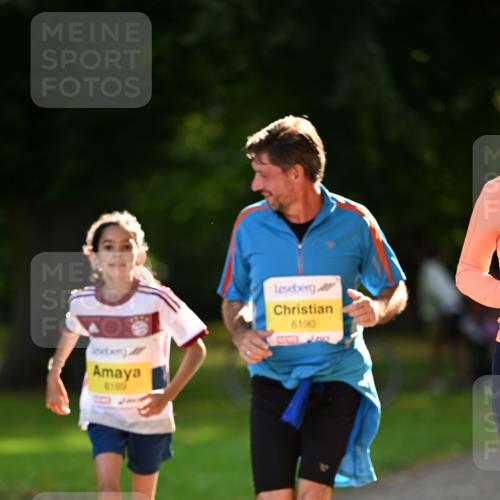 25.08.2024 - 20. Blankeneser Heldenlauf Dr. Thomas Lammeyer http://msf.ph/oto/6808264 25.08.2024 10:20:46 Laufen 6189, 6190 meine-sportfotos.de