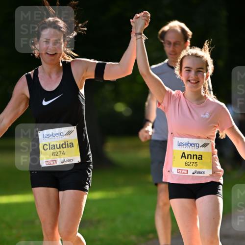 25.08.2024 - 20. Blankeneser Heldenlauf Dr. Thomas Lammeyer http://msf.ph/oto/6808297 25.08.2024 10:20:55 Laufen 6274, 6275 meine-sportfotos.de