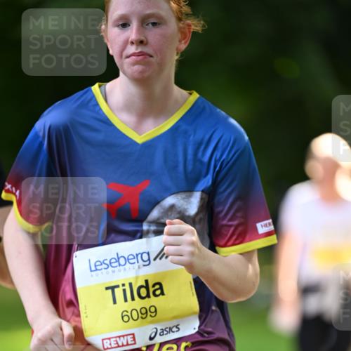 25.08.2024 - 20. Blankeneser Heldenlauf Dr. Thomas Lammeyer http://msf.ph/oto/6808331 25.08.2024 10:21:02 Laufen 6099 meine-sportfotos.de