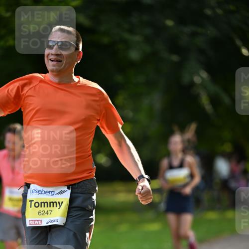 25.08.2024 - 20. Blankeneser Heldenlauf Dr. Thomas Lammeyer http://msf.ph/oto/6808389 25.08.2024 10:21:16 Laufen 6247 meine-sportfotos.de