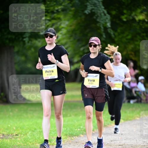25.08.2024 - 20. Blankeneser Heldenlauf Dr. Thomas Lammeyer http://msf.ph/oto/6808590 25.08.2024 10:22:04 Laufen 6150, 6151 meine-sportfotos.de