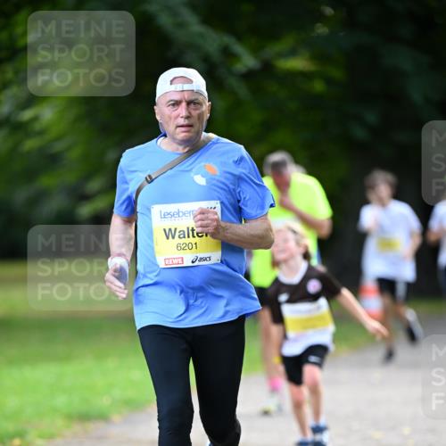 25.08.2024 - 20. Blankeneser Heldenlauf Dr. Thomas Lammeyer http://msf.ph/oto/6808614 25.08.2024 10:22:09 Laufen 6201 meine-sportfotos.de