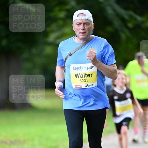 25.08.2024 - 20. Blankeneser Heldenlauf Dr. Thomas Lammeyer http://msf.ph/oto/6808619 25.08.2024 10:22:09 Laufen 6201 meine-sportfotos.de