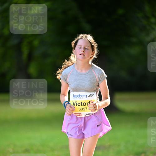 25.08.2024 - 20. Blankeneser Heldenlauf Dr. Thomas Lammeyer http://msf.ph/oto/6808694 25.08.2024 10:22:31 Laufen 6057 meine-sportfotos.de