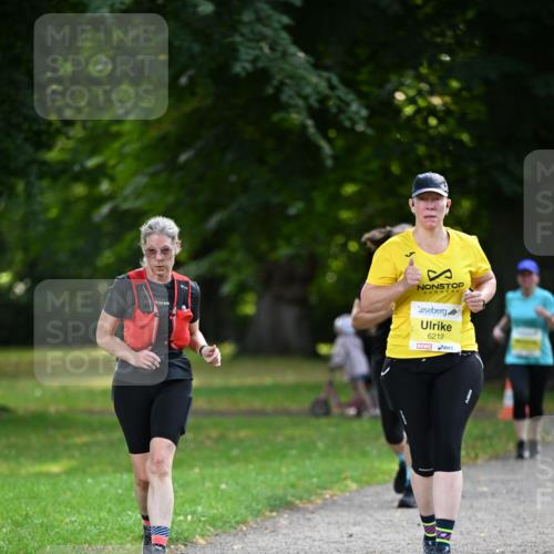 25.08.2024 - 20. Blankeneser Heldenlauf Dr. Thomas Lammeyer http://msf.ph/oto/6808707 25.08.2024 10:22:40 Laufen 6212 meine-sportfotos.de