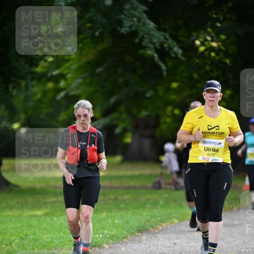 25.08.2024 - 20. Blankeneser Heldenlauf Dr. Thomas Lammeyer http://msf.ph/oto/6808708 25.08.2024 10:22:40 Laufen 6212 meine-sportfotos.de
