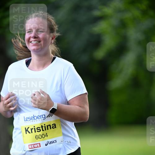 25.08.2024 - 20. Blankeneser Heldenlauf Dr. Thomas Lammeyer http://msf.ph/oto/6808786 25.08.2024 10:22:58 Laufen 6004 meine-sportfotos.de