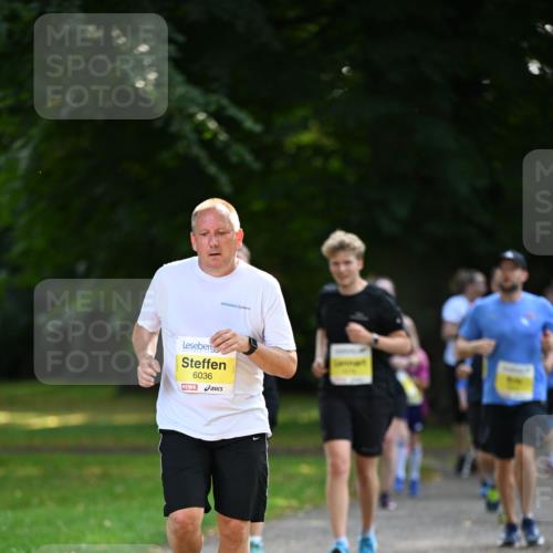 25.08.2024 - 20. Blankeneser Heldenlauf Dr. Thomas Lammeyer http://msf.ph/oto/6808791 25.08.2024 10:23:14 Laufen 6036 meine-sportfotos.de