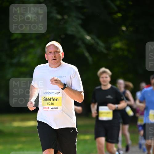 25.08.2024 - 20. Blankeneser Heldenlauf Dr. Thomas Lammeyer http://msf.ph/oto/6808804 25.08.2024 10:23:16 Laufen 6036 meine-sportfotos.de