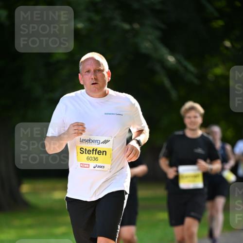 25.08.2024 - 20. Blankeneser Heldenlauf Dr. Thomas Lammeyer http://msf.ph/oto/6808807 25.08.2024 10:23:16 Laufen 6036 meine-sportfotos.de