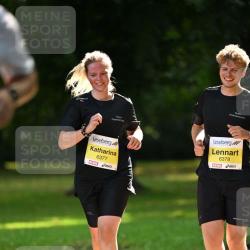 25.08.2024 - 20. Blankeneser Heldenlauf Dr. Thomas Lammeyer http://msf.ph/oto/6808816 25.08.2024 10:23:18 Laufen 6377, 6378 meine-sportfotos.de