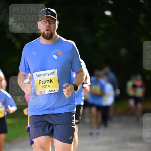 25.08.2024 - 20. Blankeneser Heldenlauf Dr. Thomas Lammeyer http://msf.ph/oto/6808837 25.08.2024 10:23:22 Laufen 6314 meine-sportfotos.de