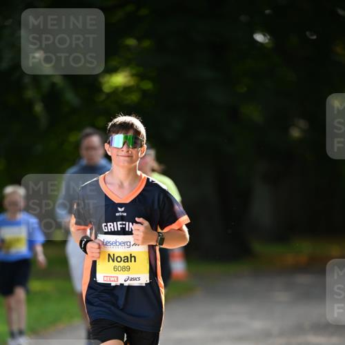 25.08.2024 - 20. Blankeneser Heldenlauf Dr. Thomas Lammeyer http://msf.ph/oto/6808871 25.08.2024 10:23:33 Laufen 6089 meine-sportfotos.de