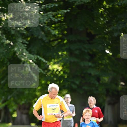 25.08.2024 - 20. Blankeneser Heldenlauf Dr. Thomas Lammeyer http://msf.ph/oto/6808903 25.08.2024 10:23:48 Laufen 6025, 6024 meine-sportfotos.de